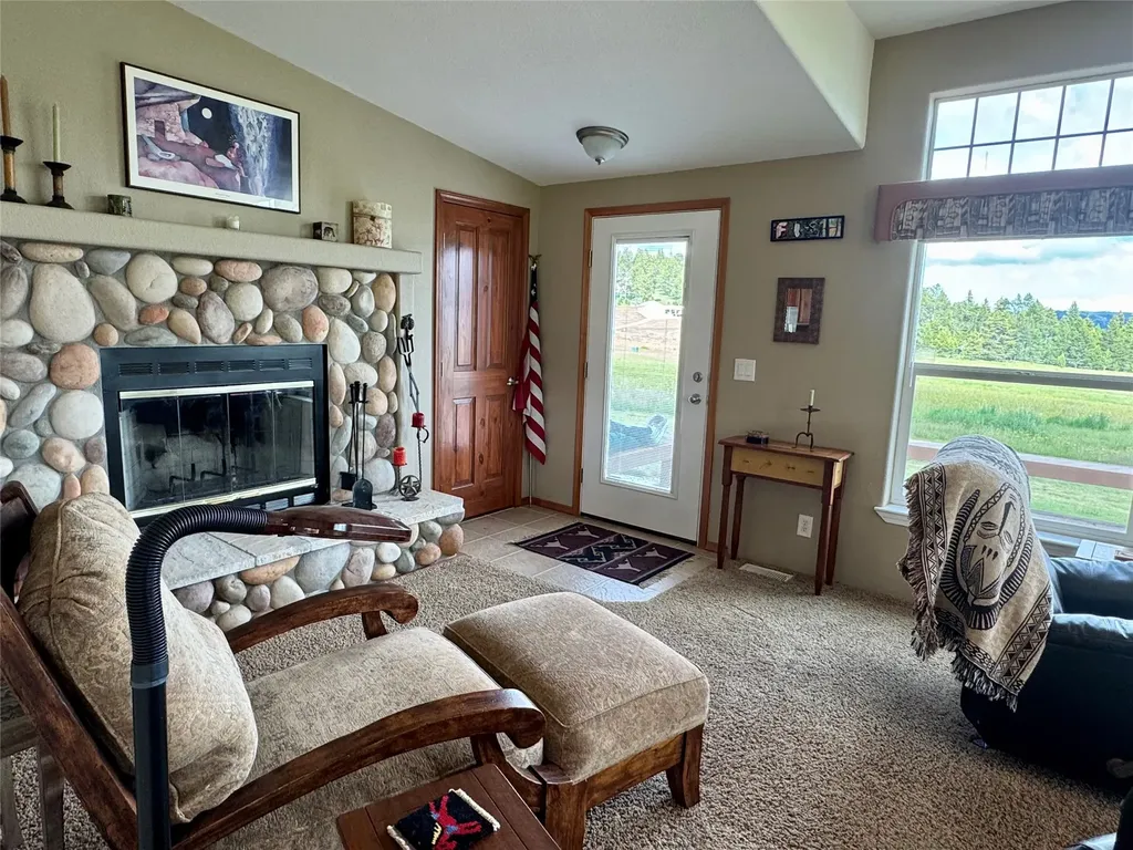 6 Ruffing It Lane Anaconda MT 59711