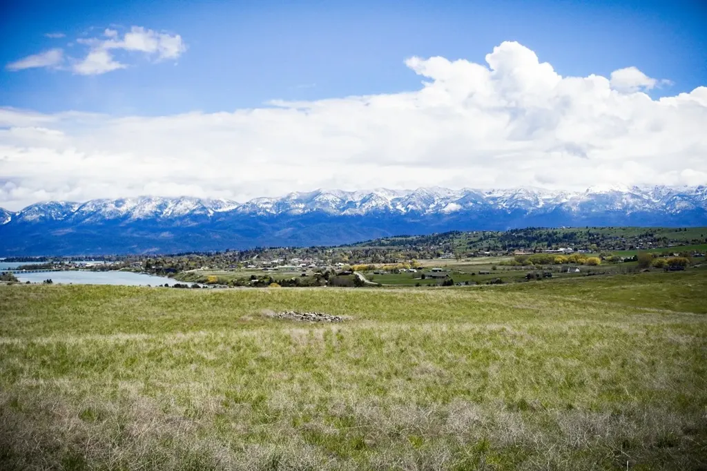 Nna Irvine Flats Road Polson MT 59860