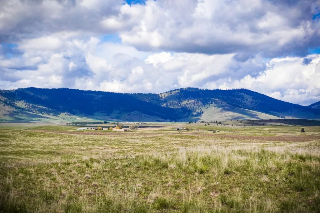 Nna Irvine Flats Road Polson MT 59860