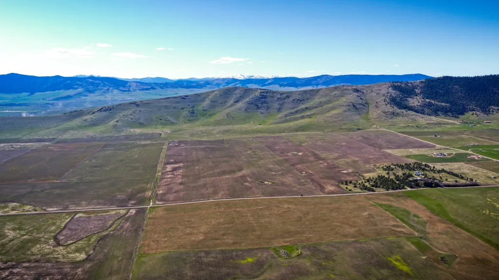 Nna Irvine Flats Road Polson MT 59860
