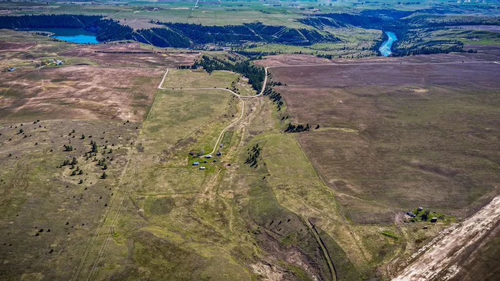 Nna Irvine Flats Road Polson MT 59860
