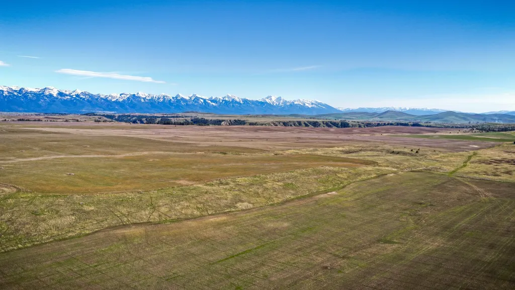 Nna Irvine Flats Road Polson MT 59860