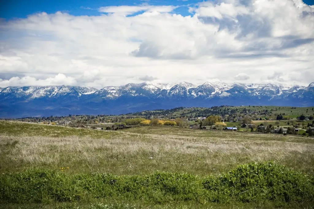 Nna Irvine Flats Road Polson MT 59860