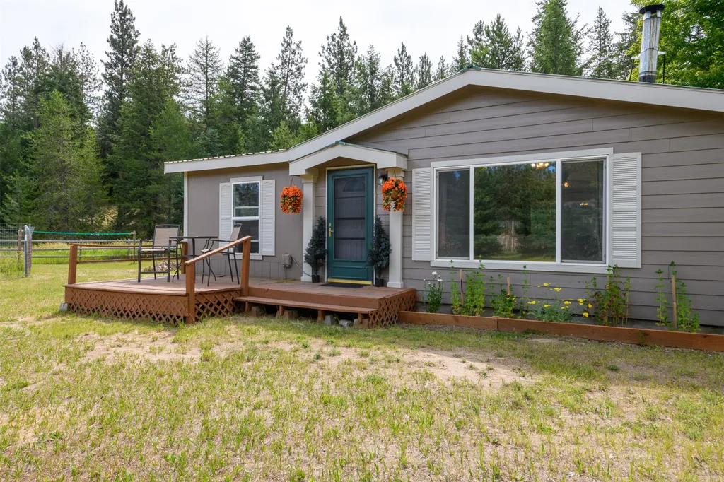 57 Pioneer Lane St Regis MT 59866