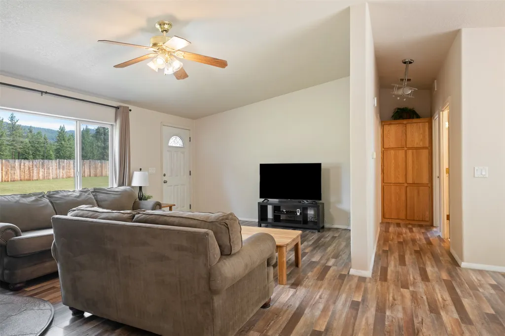 57 Pioneer Lane St Regis MT 59866