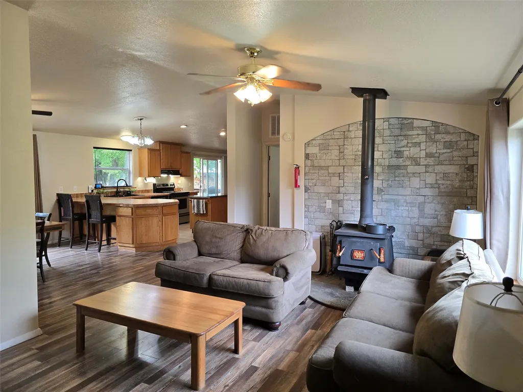 57 Pioneer Lane St Regis MT 59866