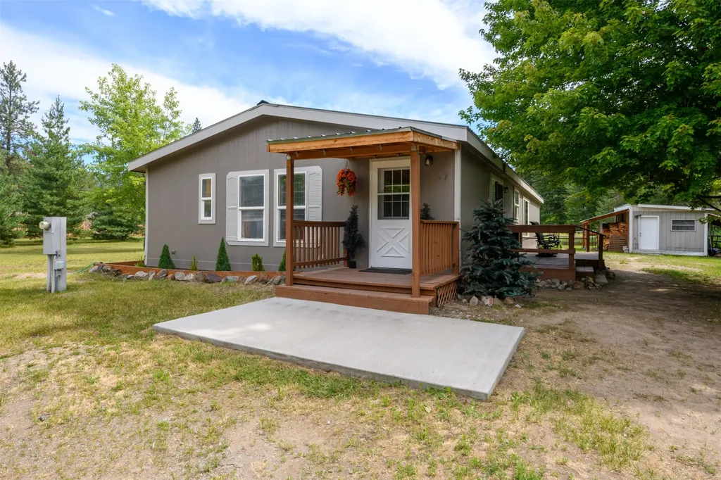57 Pioneer Lane St Regis MT 59866