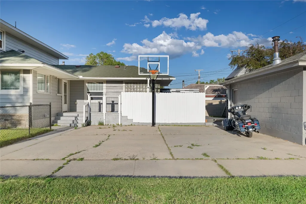 821 W 3rd Street Anaconda MT 59711