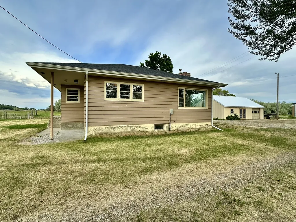 417 River Avenue E Ryegate MT 59074