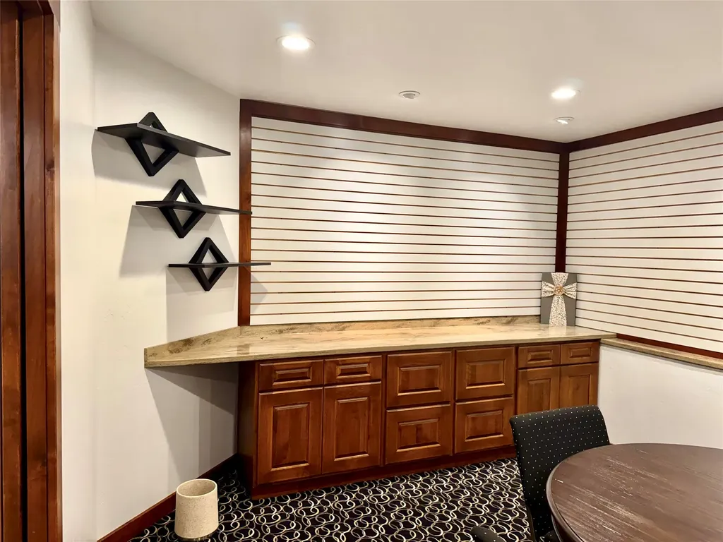 311 12th Street W Chinook MT 59523