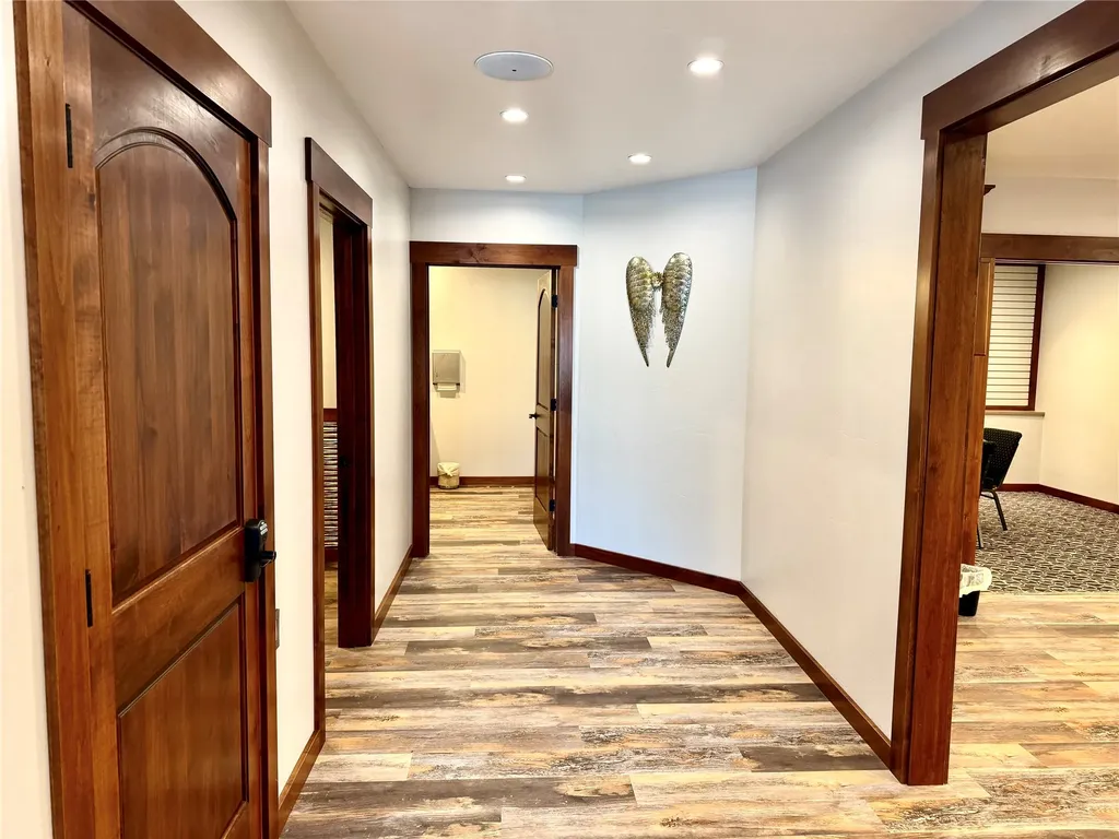 311 12th Street W Chinook MT 59523