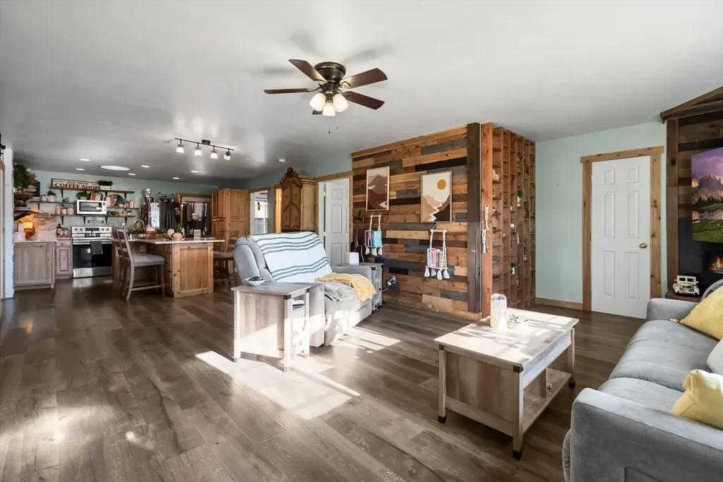 1616 Fran Lou Park Lane Columbia Falls MT 59912
