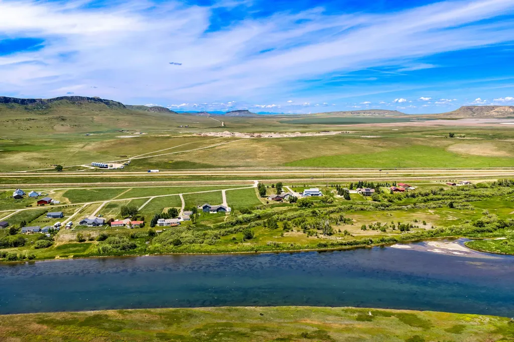 Nhn Willow Bend Lane Cascade MT 59421