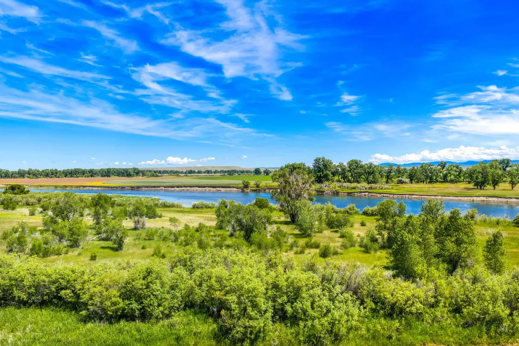 Nhn Willow Bend Lane Cascade MT 59421