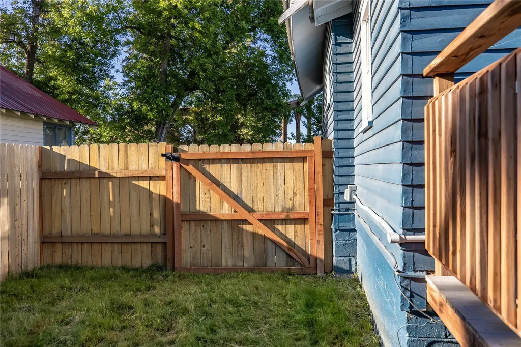 1222 E 2nd Street Whitefish MT 59937