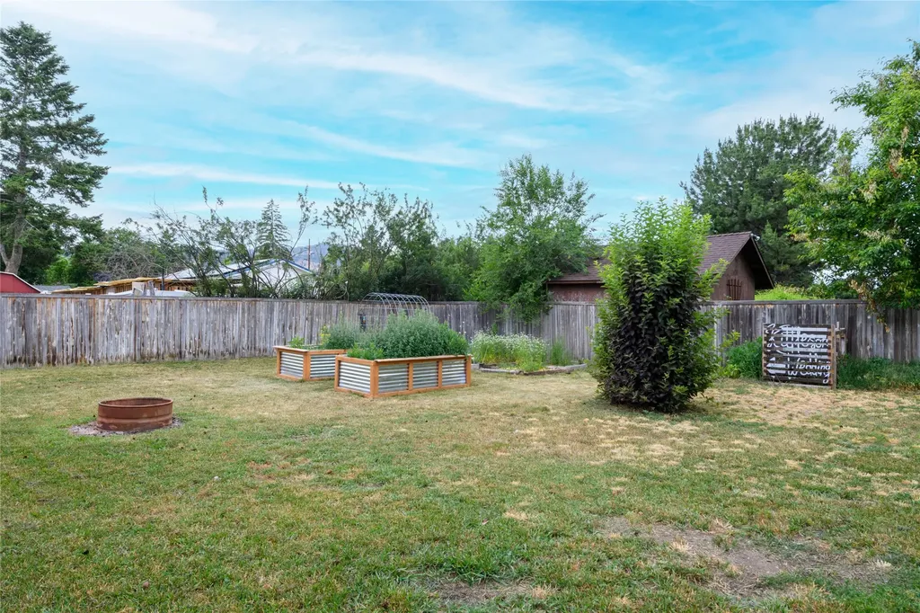 205 Park Side Court Lolo MT 59847