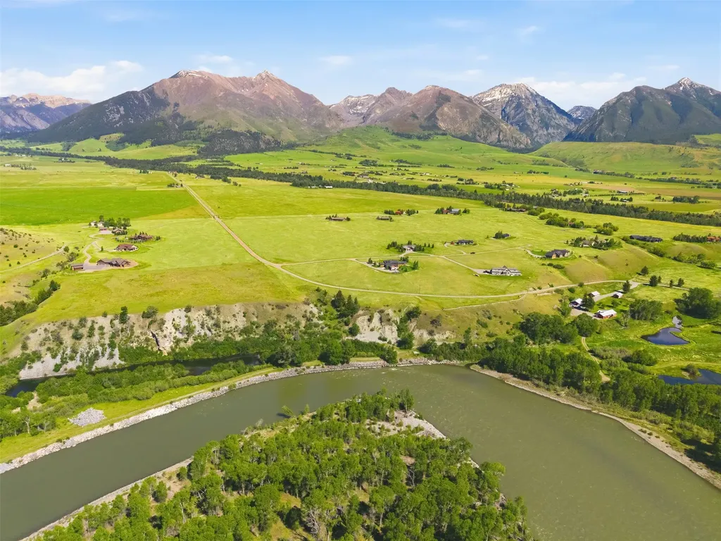 16 Cutthroat Lane Livingston MT 59047
