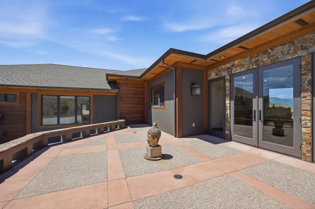 555 Skyfire Drive Hamilton MT 59840