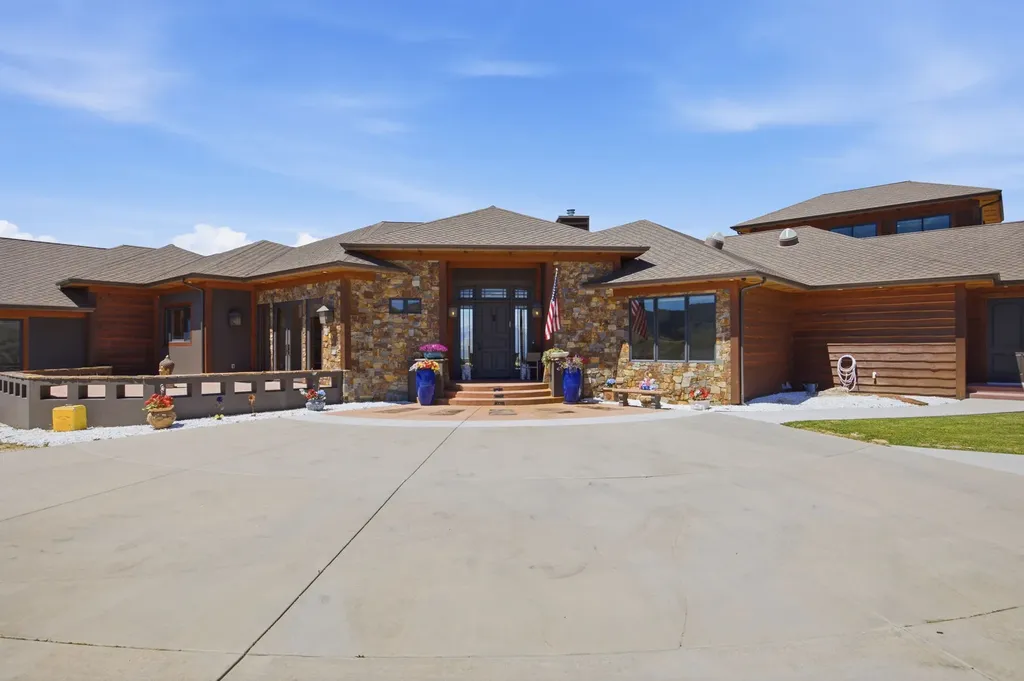 555 Skyfire Drive Hamilton MT 59840