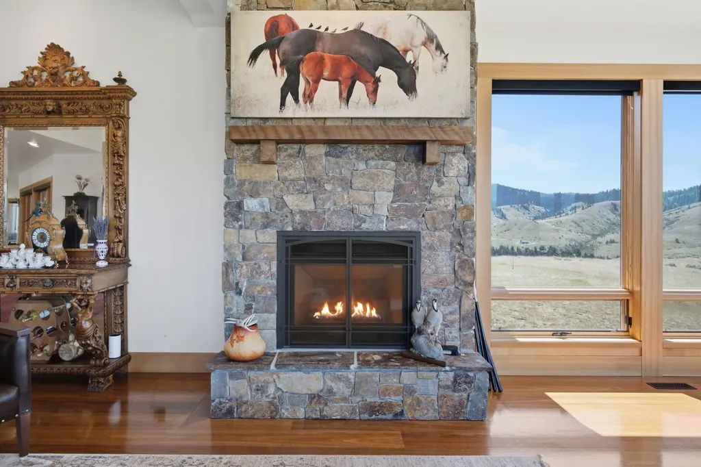 555 Skyfire Drive Hamilton MT 59840