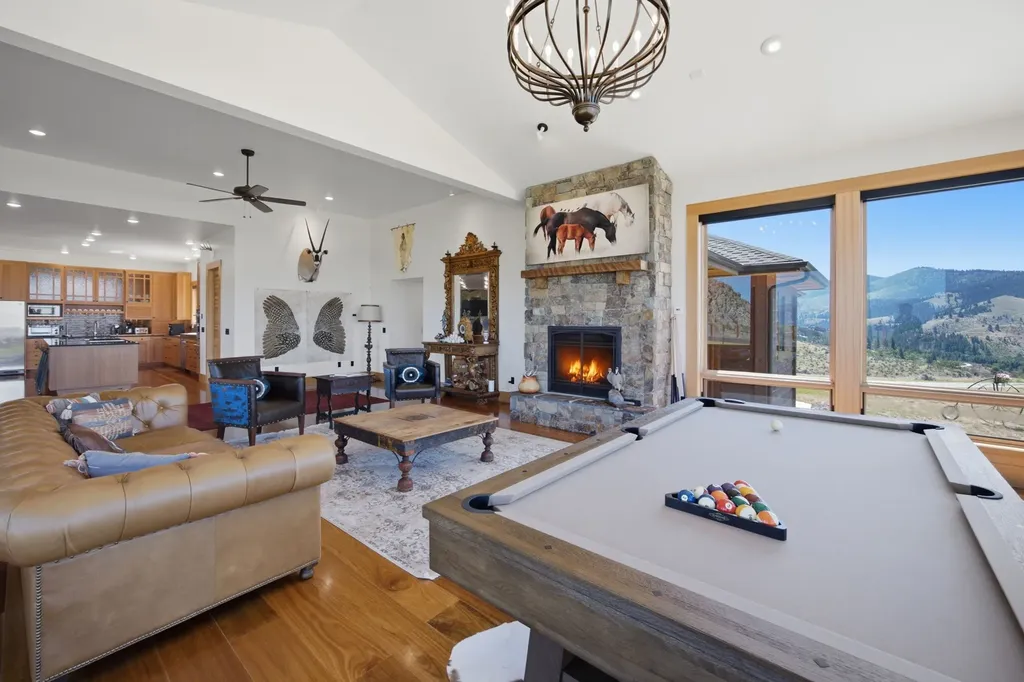 555 Skyfire Drive Hamilton MT 59840