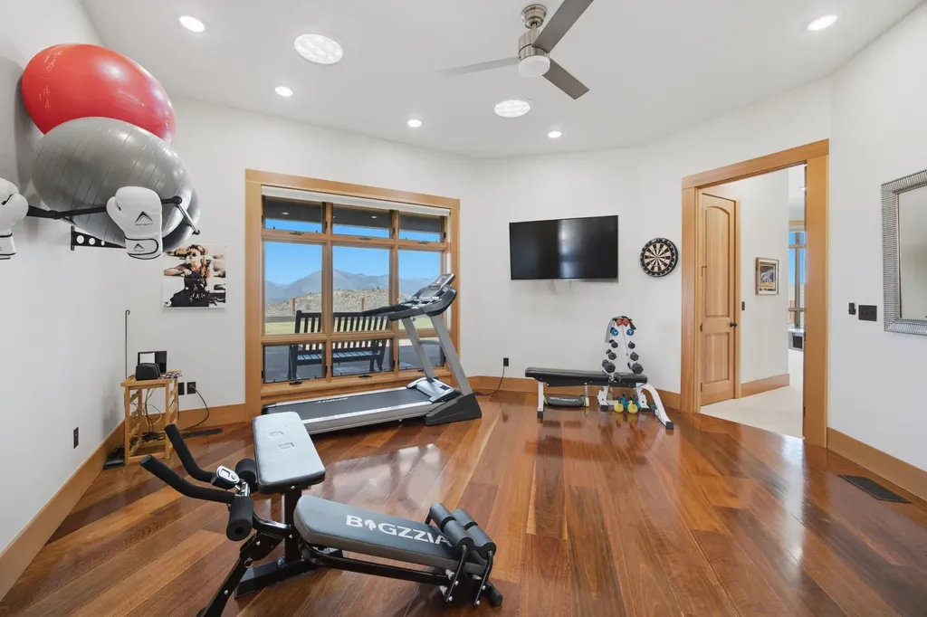 555 Skyfire Drive Hamilton MT 59840