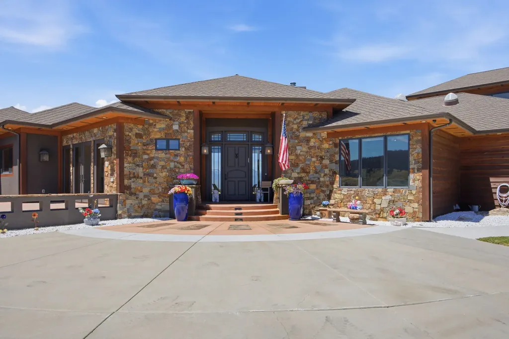 555 Skyfire Drive Hamilton MT 59840