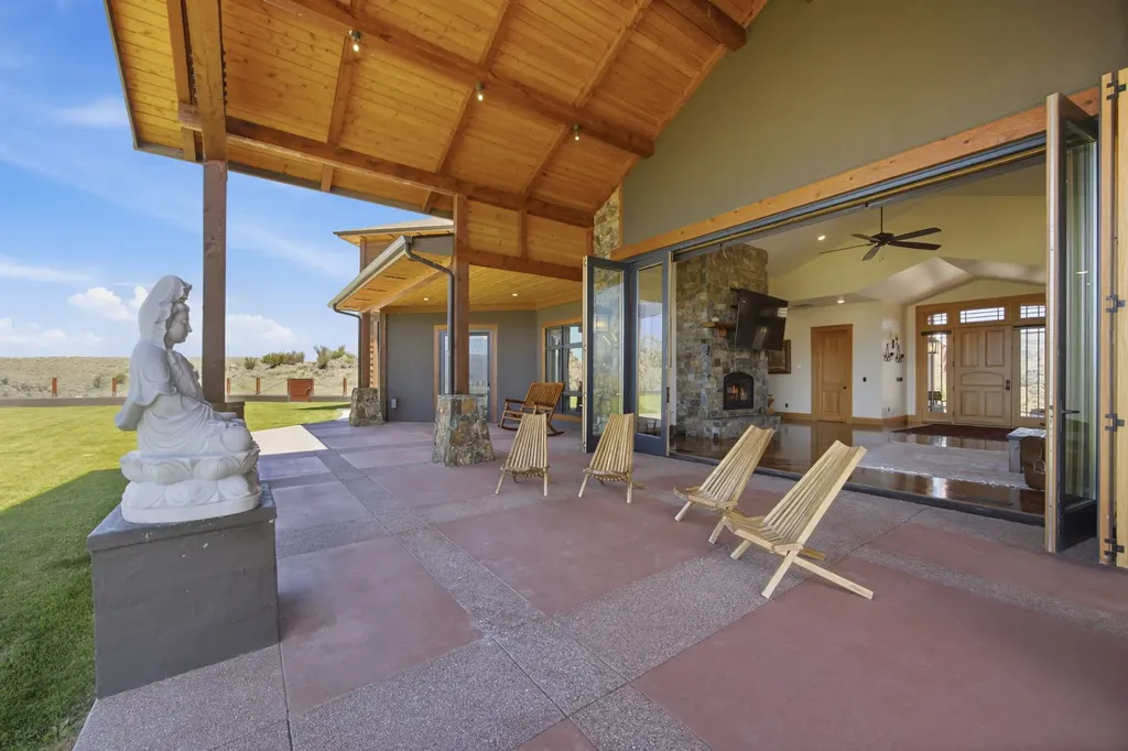 555 Skyfire Drive Hamilton MT 59840