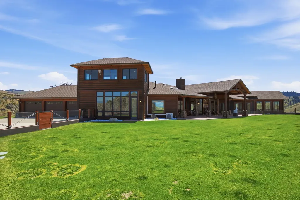 555 Skyfire Drive Hamilton MT 59840