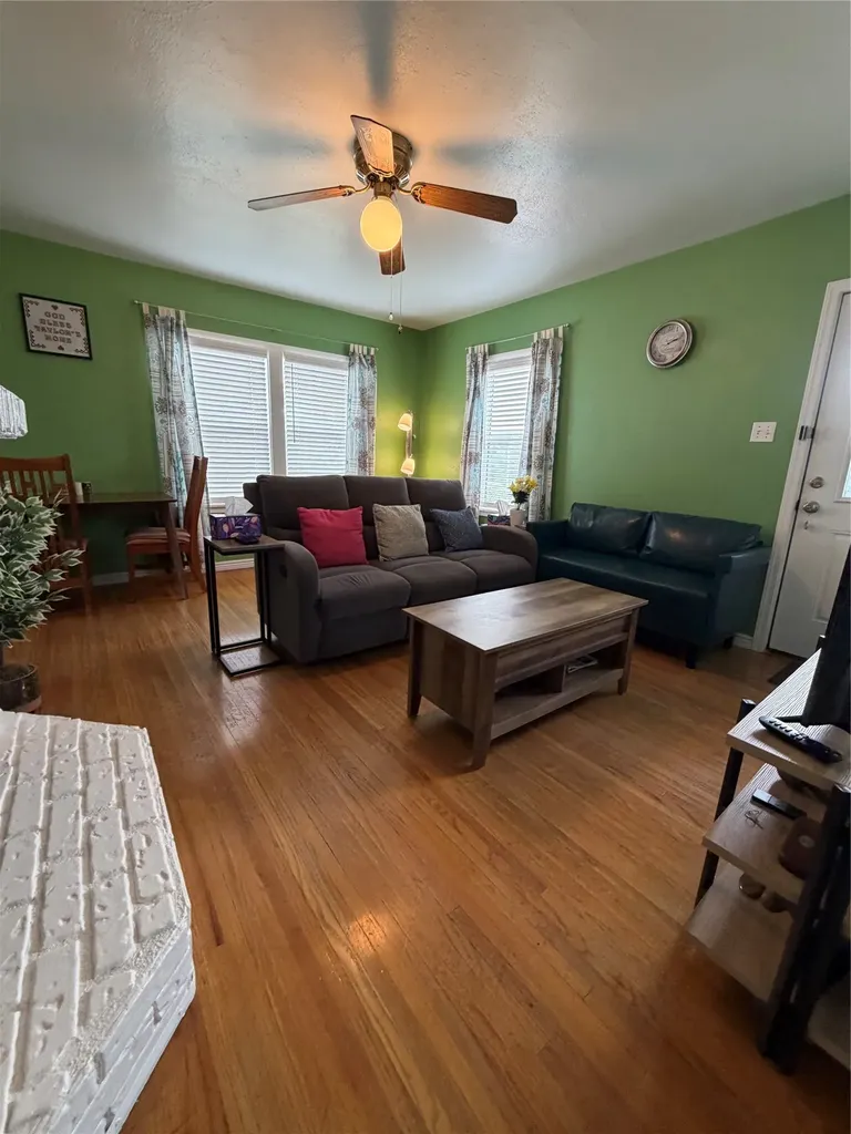 19 1st Street S Shelby MT 59474