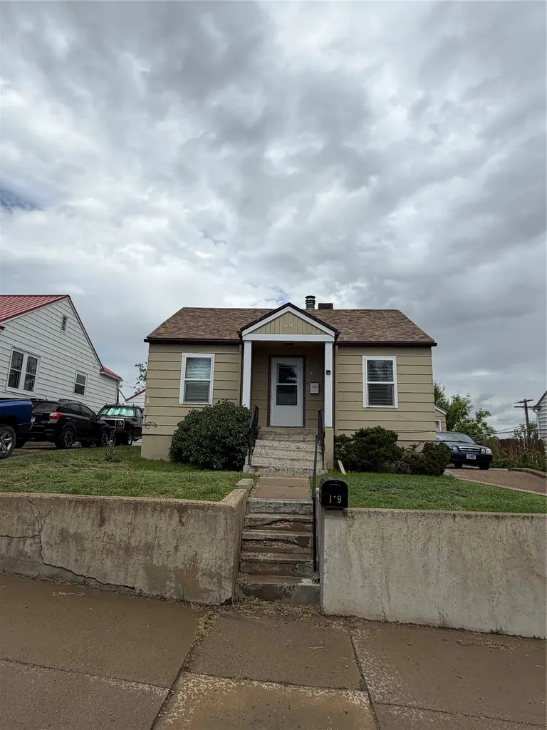 19 1st Street S Shelby MT 59474