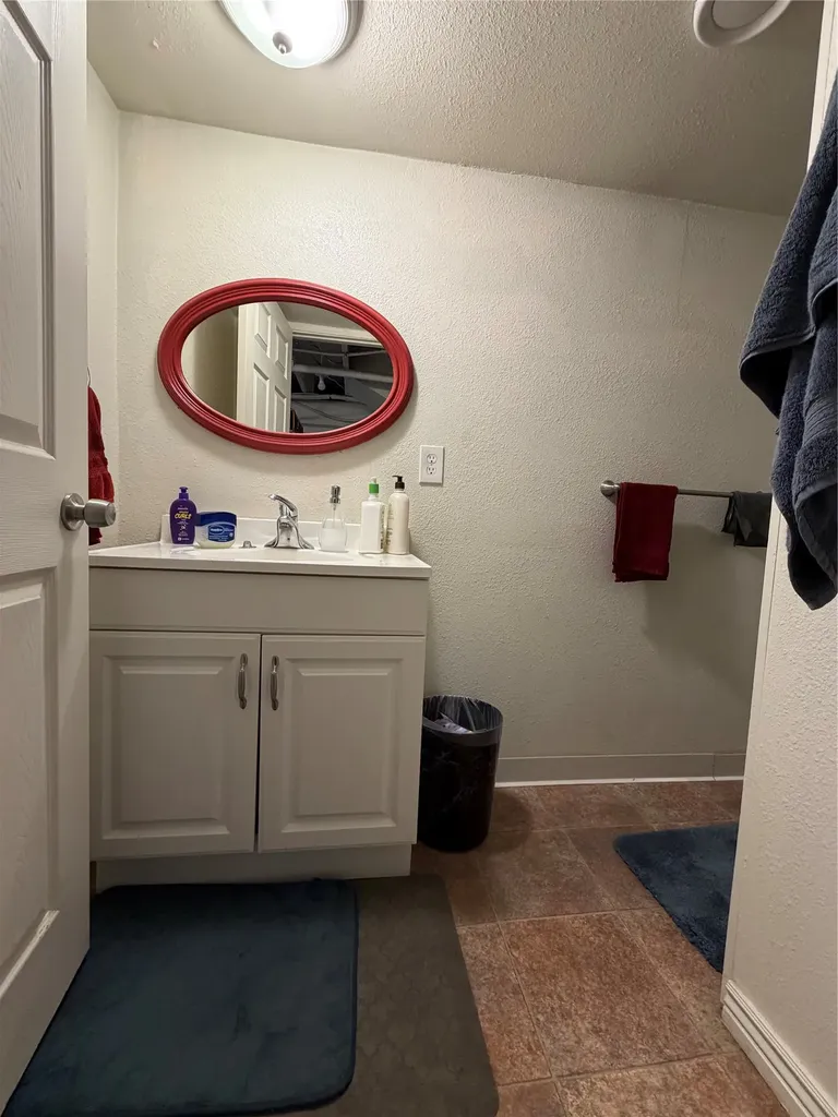 19 1st Street S Shelby MT 59474