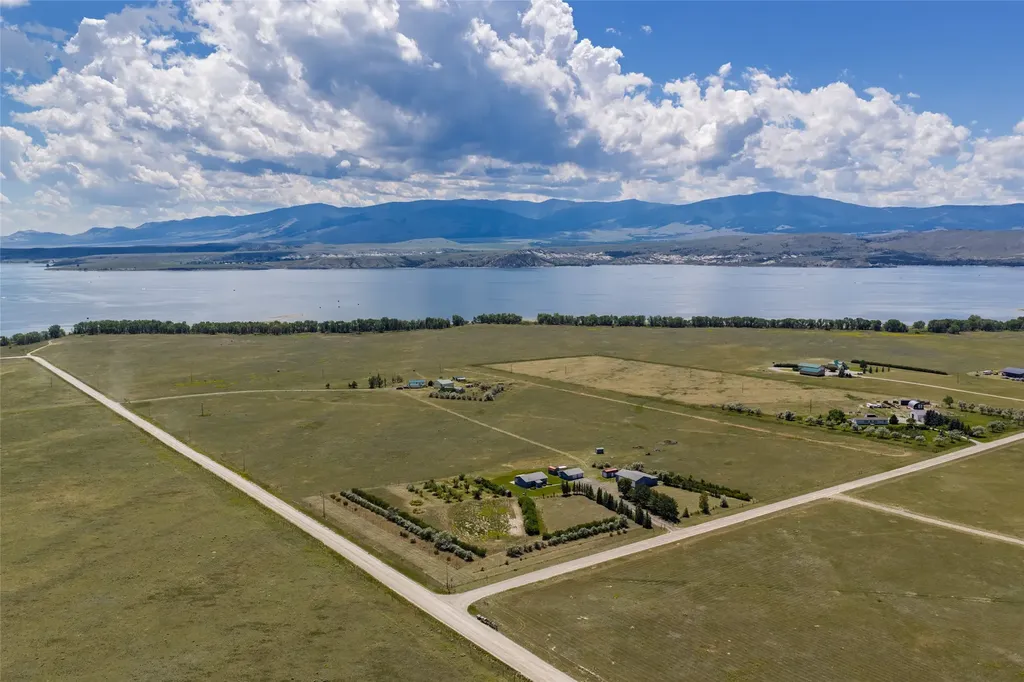 275 Goose Bay Lane Townsend MT 59644