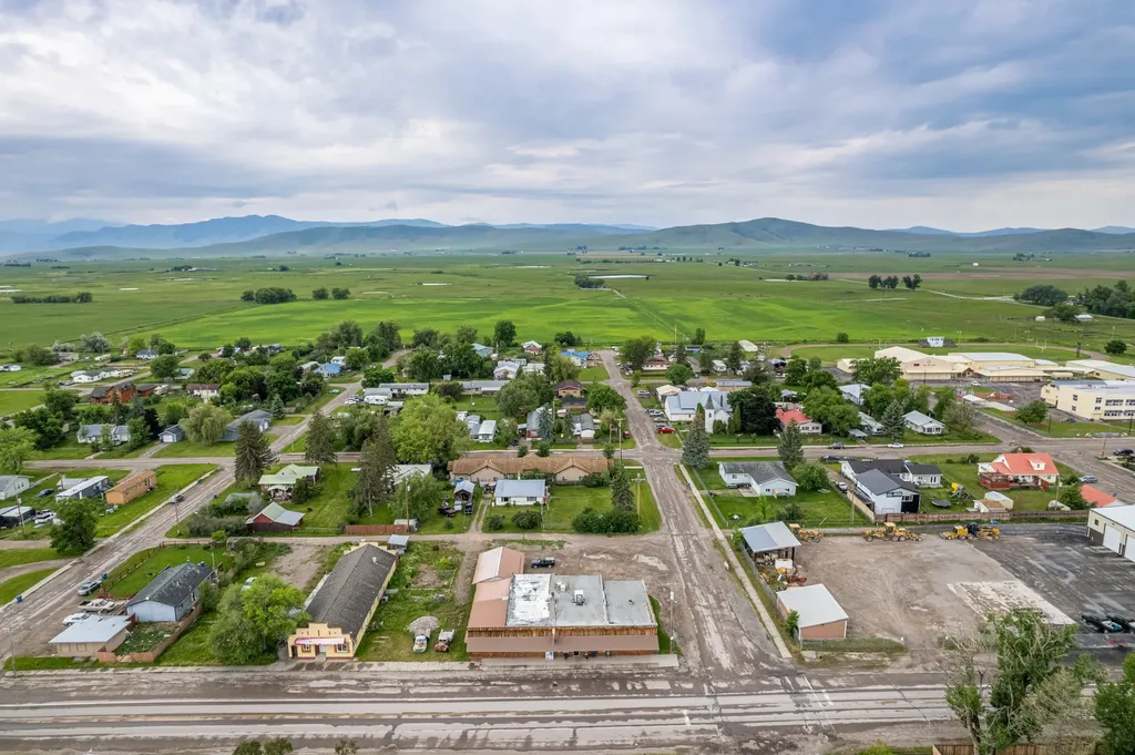 56609 Highway 212 Charlo MT 59824
