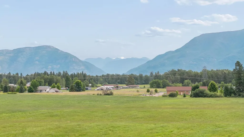 Nhn Hwy 2 E Columbia Falls MT 59912