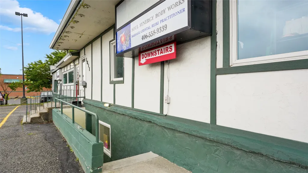 1611 Cedar Street Helena MT 59601