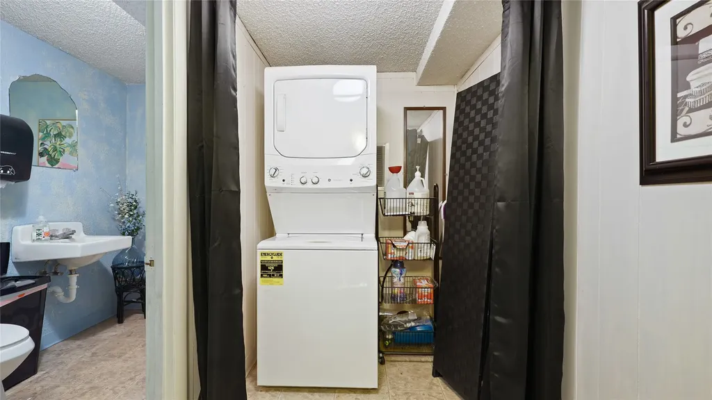 1611 Cedar Street Helena MT 59601