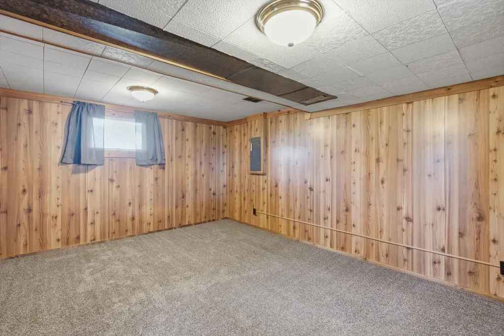 185 Veteran Drive Columbia Falls MT 59912