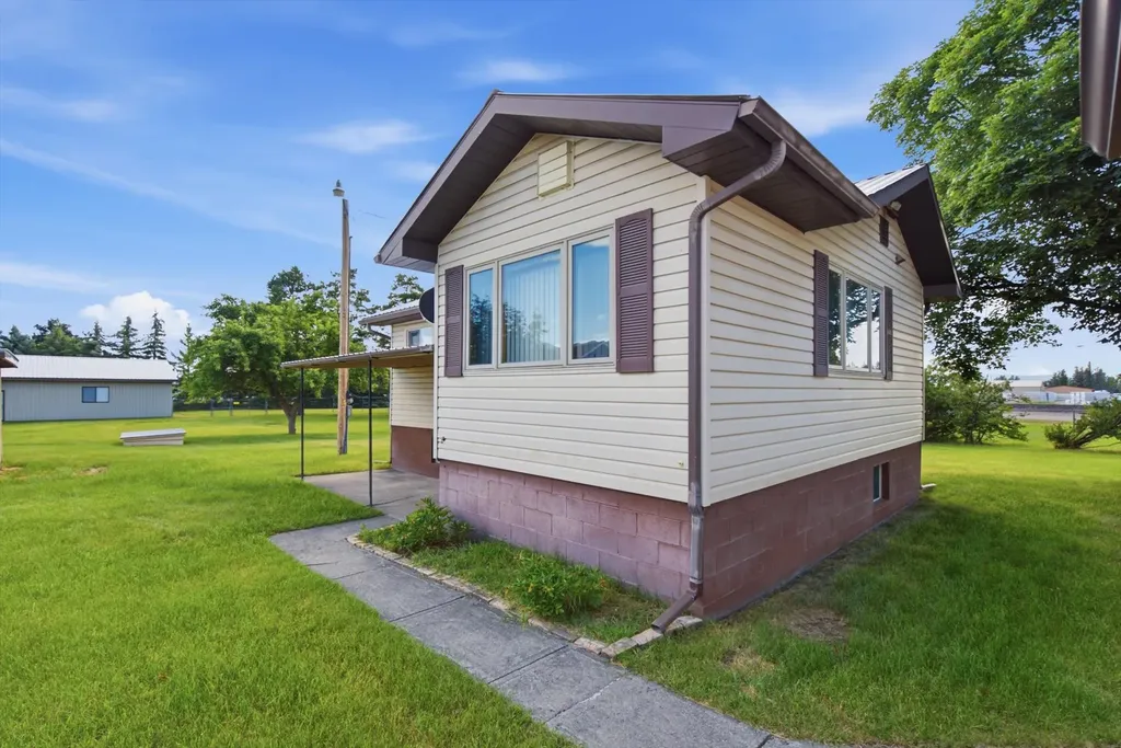 185 Veteran Drive Columbia Falls MT 59912