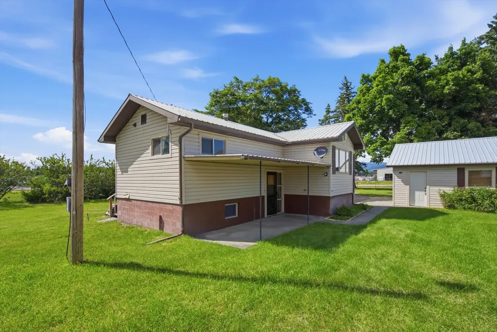 185 Veteran Drive Columbia Falls MT 59912