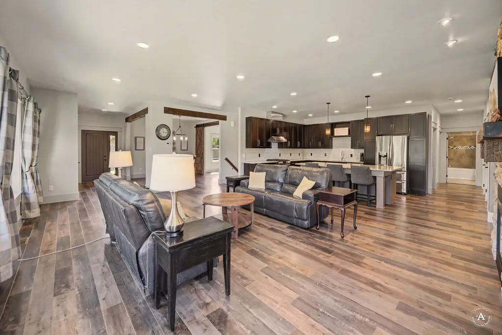 8 High View Road Clancy MT 59634