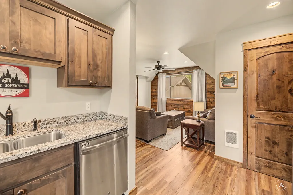 8 High View Road Clancy MT 59634