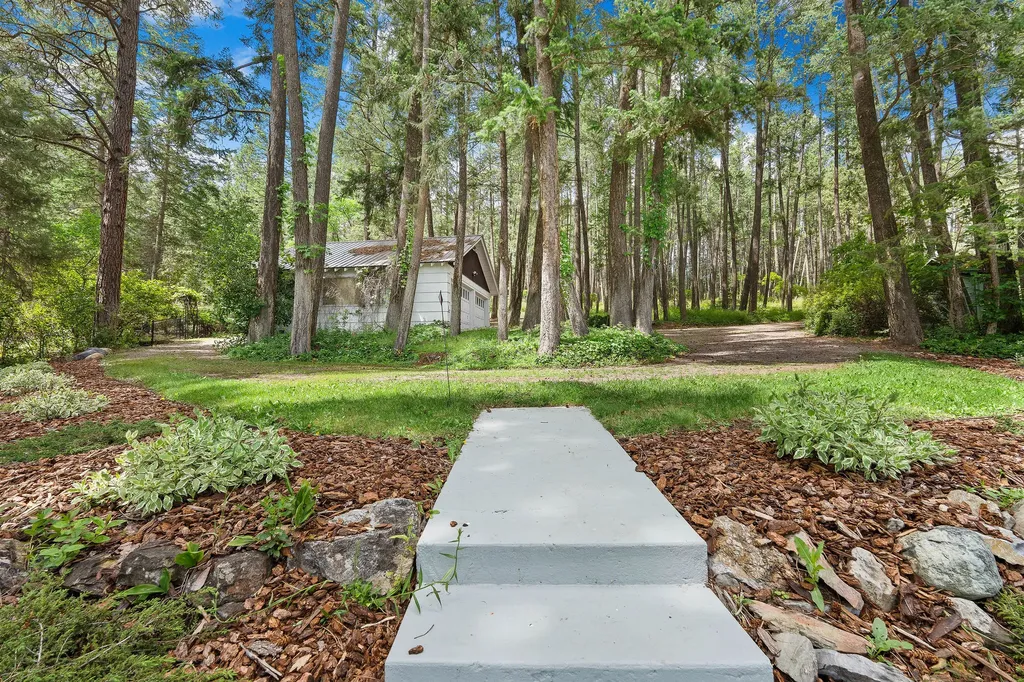 170 Caroline Point Road Lakeside MT 59922