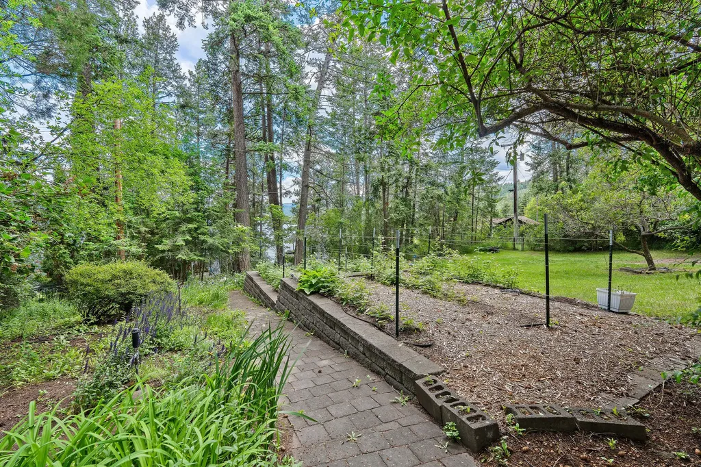 170 Caroline Point Road Lakeside MT 59922