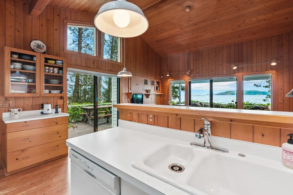 170 Caroline Point Road Lakeside MT 59922