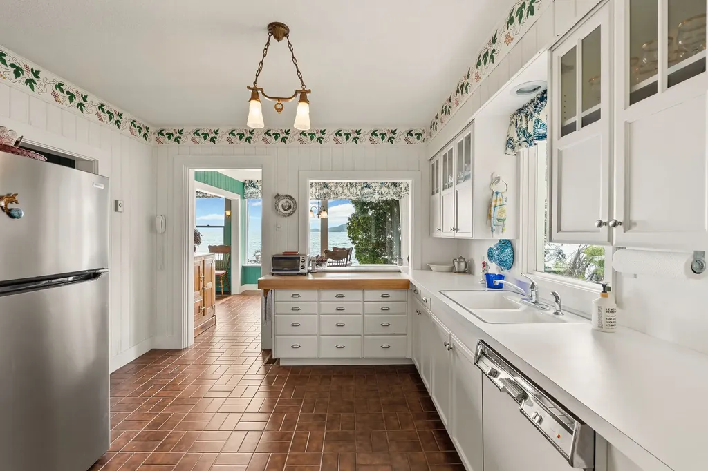 170 Caroline Point Road Lakeside MT 59922
