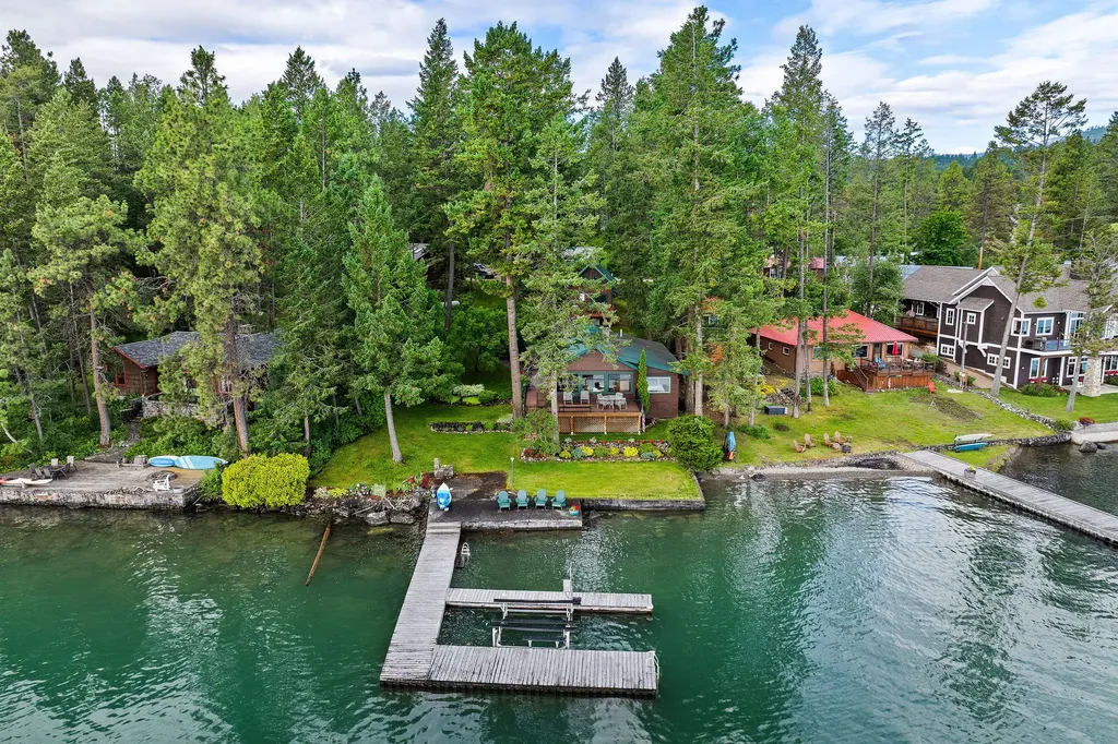 381 Caroline Point Lakeside MT 59922