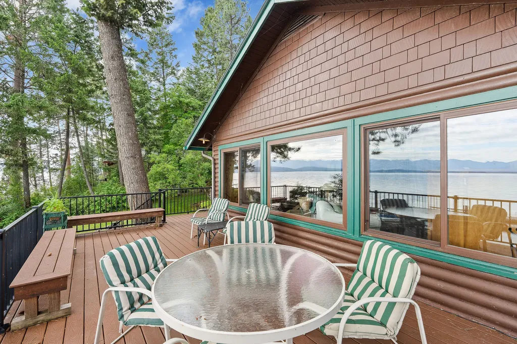 381 Caroline Point Lakeside MT 59922