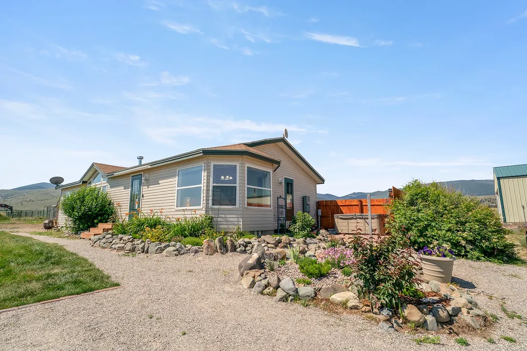 123 Weasel Creek Road Winston MT 59647