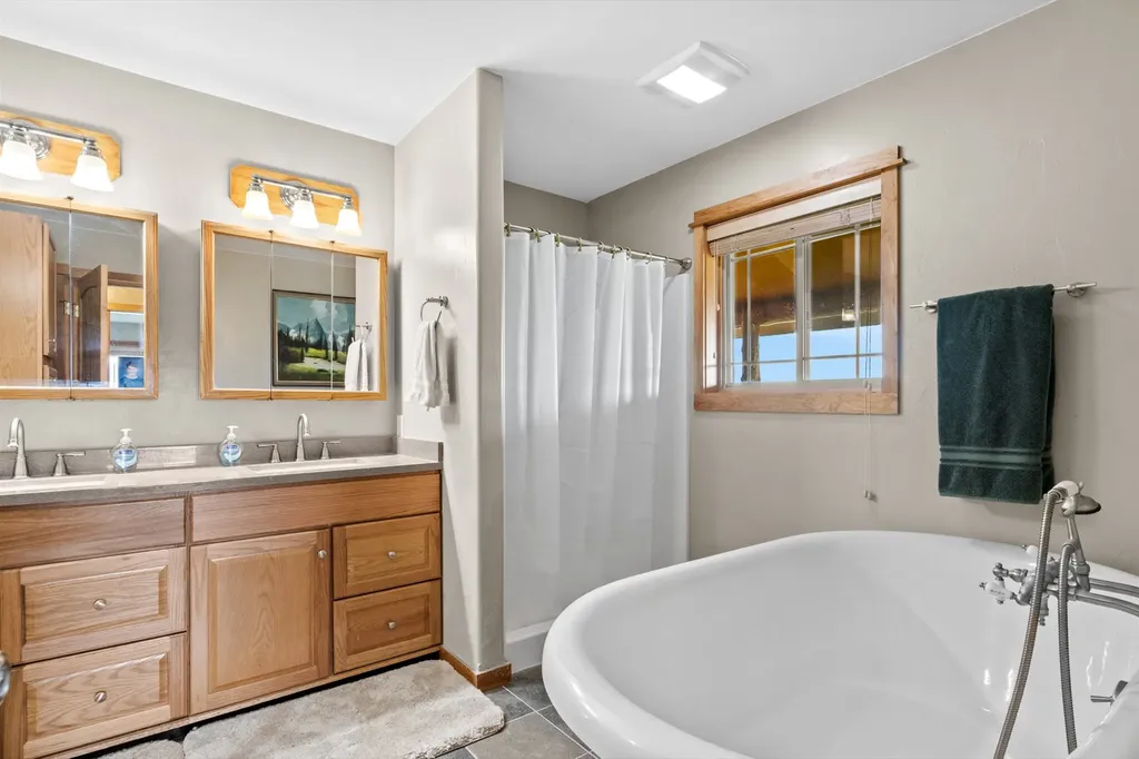 5824 Racehorse Loop Helena MT 59602